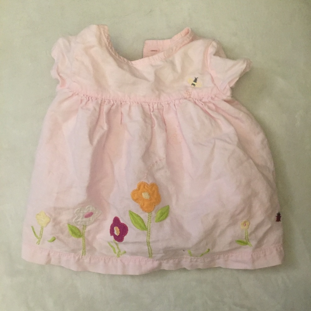 Pink linen dress with embroidered flowers